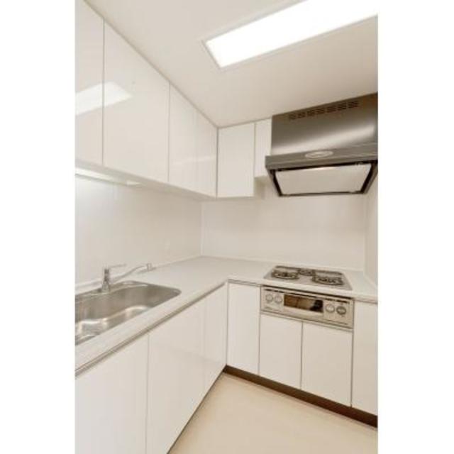 キッチン　※写真は同タイプ住戸です。