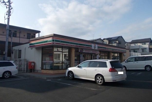 コンビニ　セブンイレブン仙台南光台３丁目（コンビニ）まで550m
