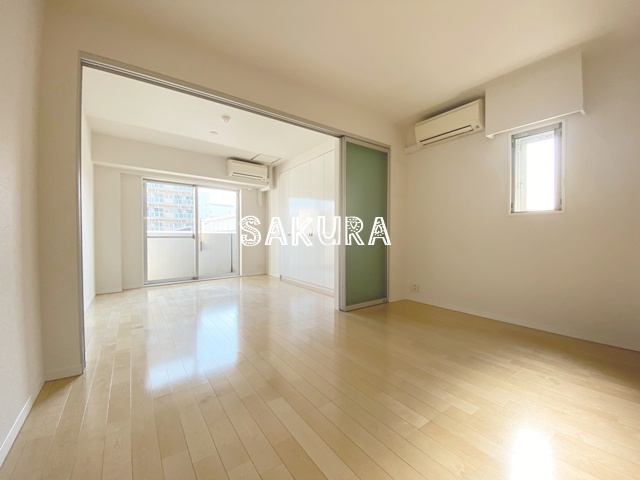 居室・リビング　使いやすい形の為、レイアウトを楽しめます♪