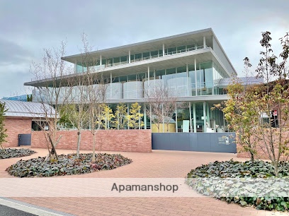 図書館　日本女子大学図書館（図書館）まで287m