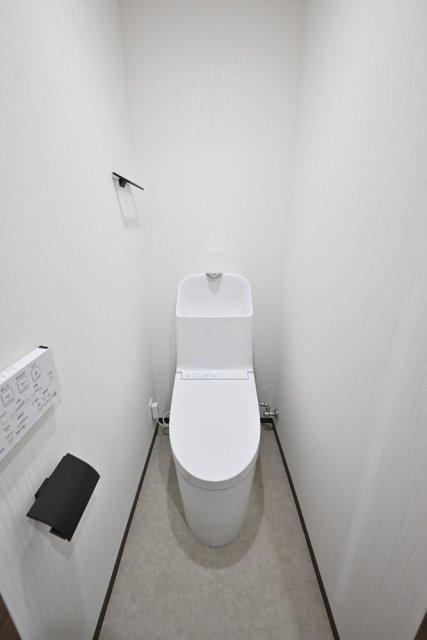 トイレ　コンパクトで使いやすいトイレです
