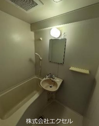 バス・シャワールーム　【参考写真】同建物別部屋です。