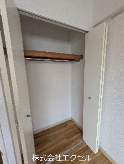 収納　【参考写真】同建物別部屋です。