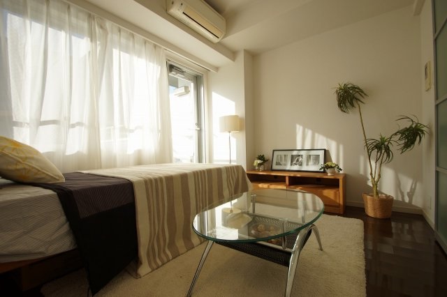 居室・リビング　モデルルーム写真です