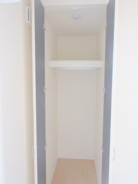 その他　天井まで高さのあるクローゼット♪