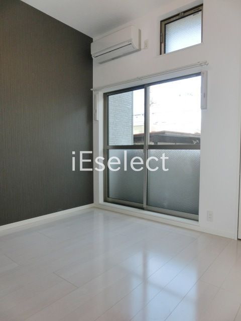 居室・リビング　おしゃれな洋室