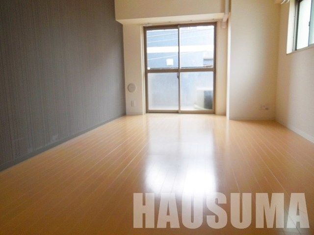 居室・リビング　室内※他号室参考写真