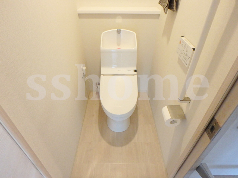 トイレ　温水洗浄便座☆