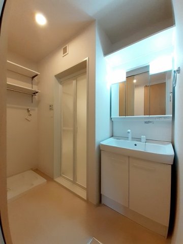 洗面設備　洗面所です