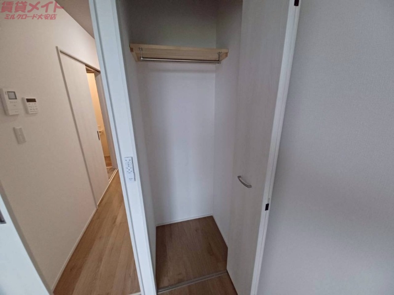 収納　同建物別部屋写真です