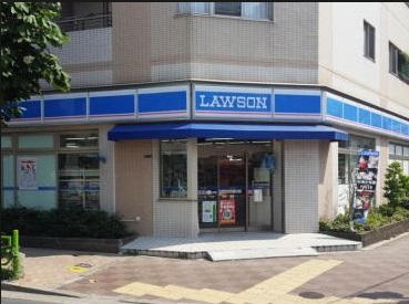 コンビニ　ローソン入船一丁目店（コンビニ）まで30m