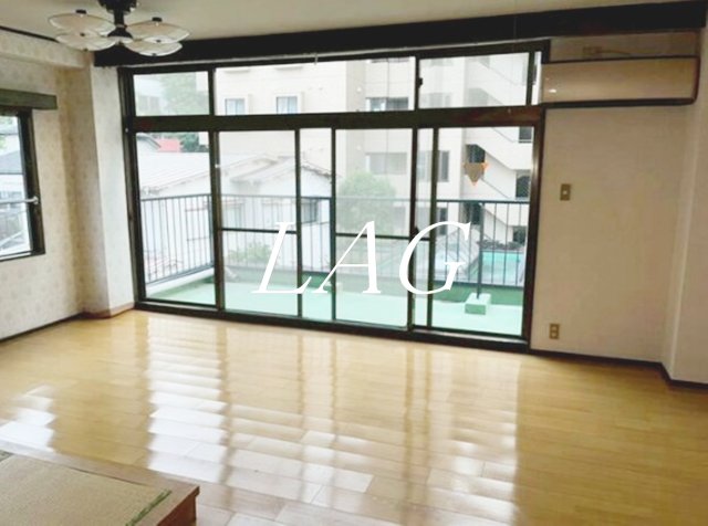 居室・リビング　洋室のお部屋です。