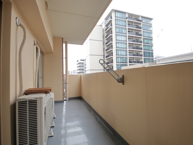 バルコニー　※別室の参考写真の為、現況優先です。