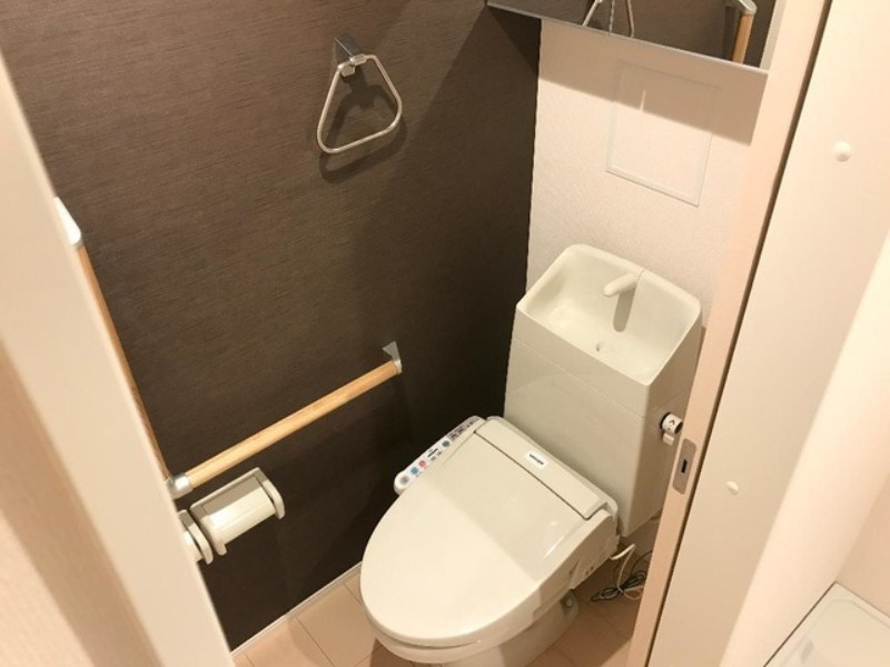 トイレ　図面と現状に相違がある場合には現状を優先