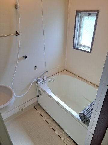 バス・シャワールーム　ゆっくり温まれますよ