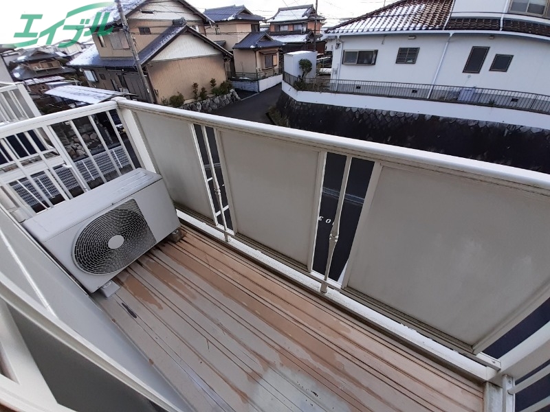 バルコニー　同物件別部屋タイプ