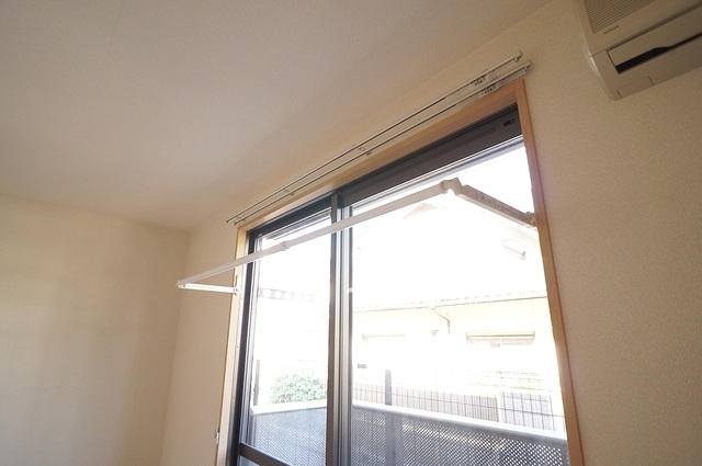 その他設備　室内物干し