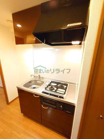キッチン　別階層の参考写真になります。