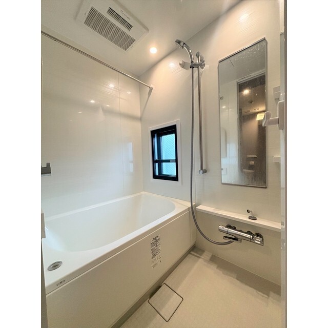 バス・シャワールーム　※同タイプ別住戸写真