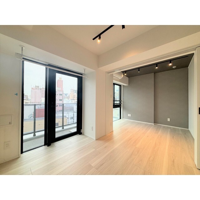 居室・リビング　※同タイプ別住戸写真