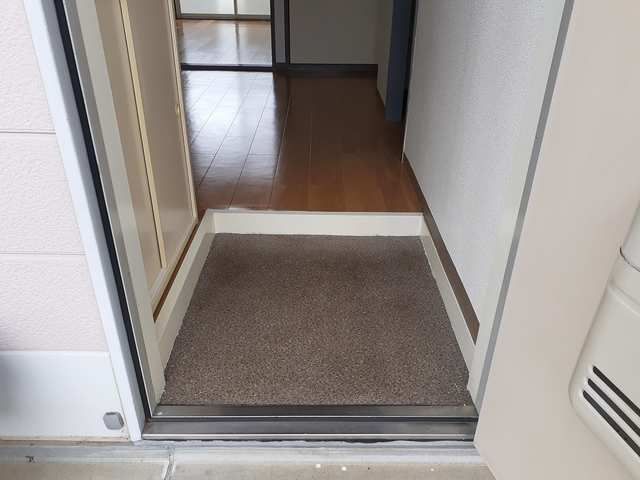 玄関　別部屋の写真です。現況優先