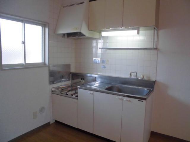 キッチン　別部屋の写真です。現況優先