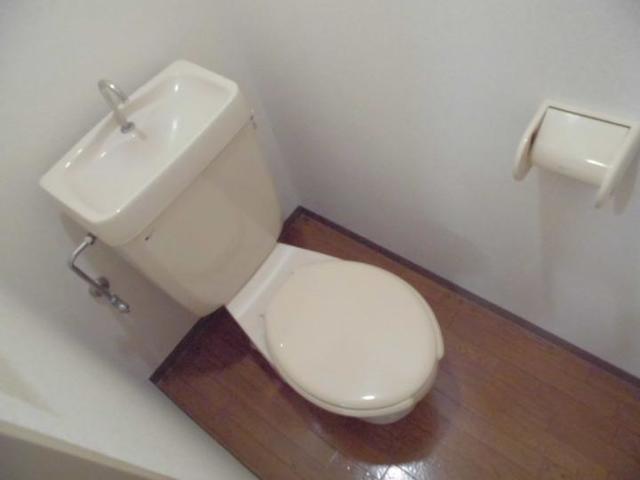 トイレ　別部屋の写真です。現況優先