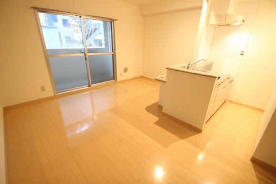 居室・リビング　※別号屋の写真です