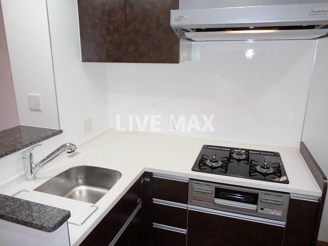 キッチン　カウンターキッチン♪3口ガスコンロ♪グリル♪