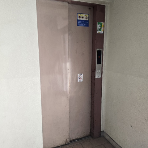 その他　エレベーターあり