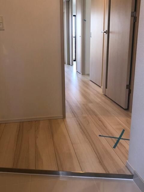 玄関　収納もある玄関です