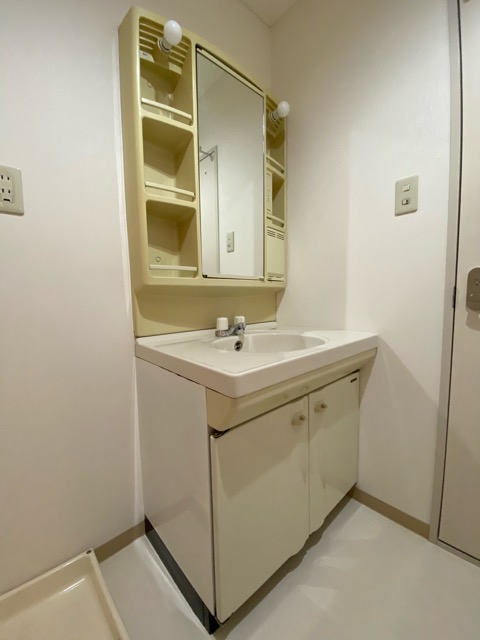 洗面設備　独立洗面化粧台付き☆