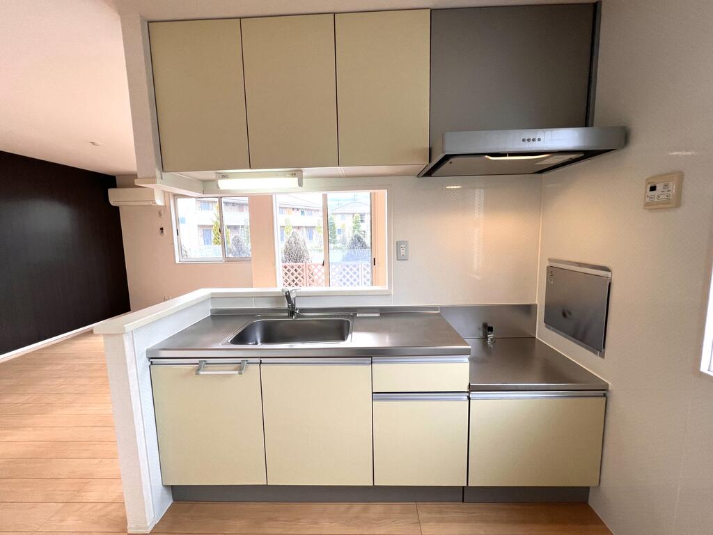 キッチン　コンロ置き場　幅約60ｃｍ奥行約48ｃｍ