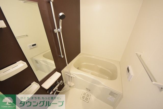 バス・シャワールーム　お問合せはタウンハウジングまで！※現地待合わせ相談可能