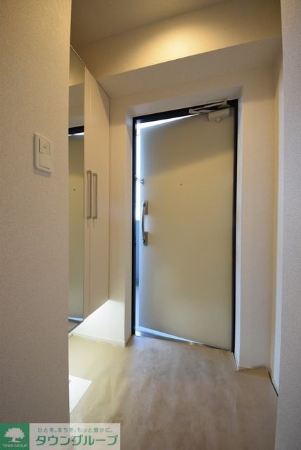 玄関　お問合せはタウンハウジングまで！※現地待合わせ相談可能