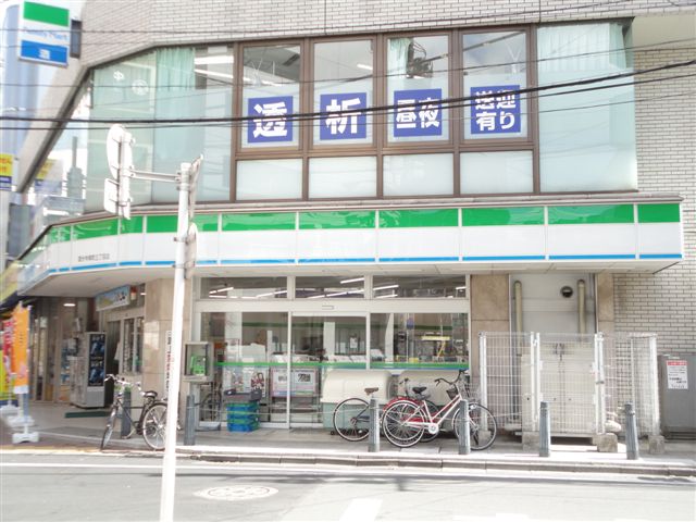 コンビニ　ファミリーマート 国分寺南町三丁目店（コンビニ）まで106m