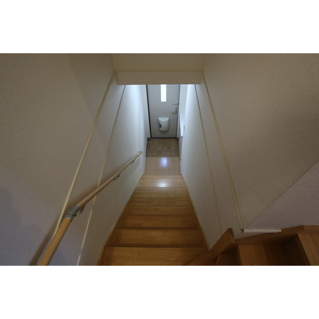 その他設備　中階段