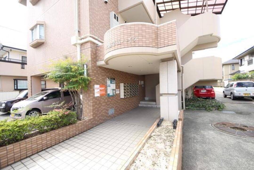 エントランス　エントランス