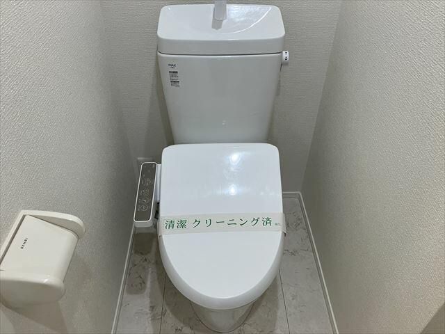 トイレ　別号室参考写真