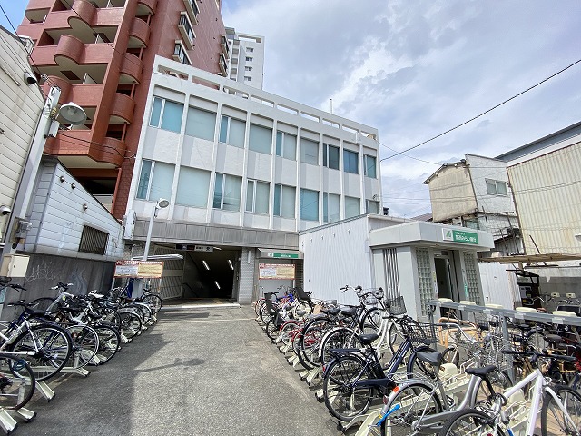 銀行　関西みらい銀行（銀行）まで75m