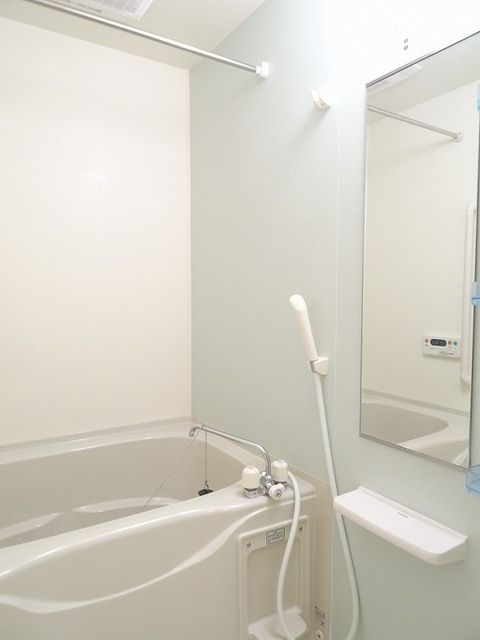 バス・シャワールーム　☆浴室乾燥付き