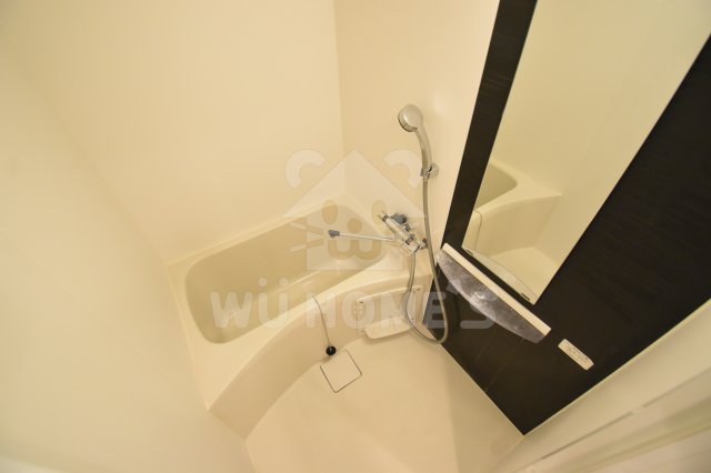 バス・シャワールーム　日々の疲れを癒すお風呂付です