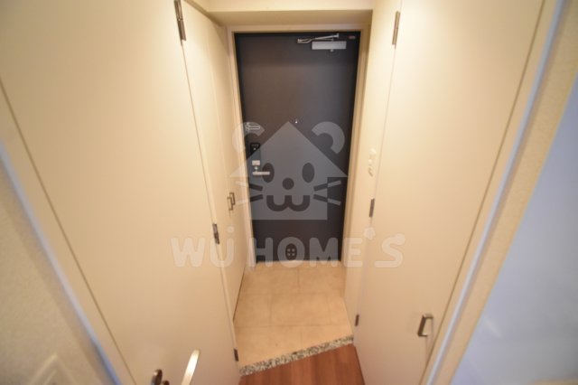 玄関　収納もある玄関です