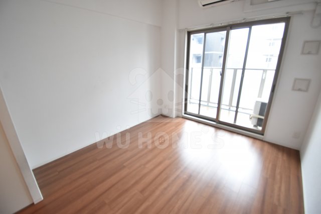 居室・リビング　居間です