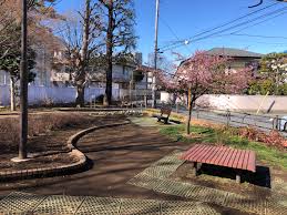 公園　つばき緑地（公園）まで885m