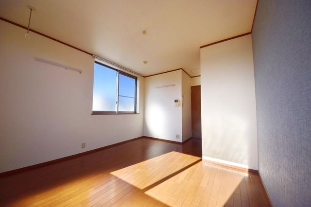 居室・リビング　別部屋参考写真