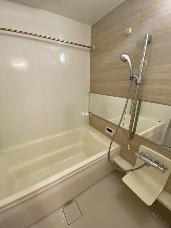 バス・シャワールーム　※他のお部屋です、ご参考までに