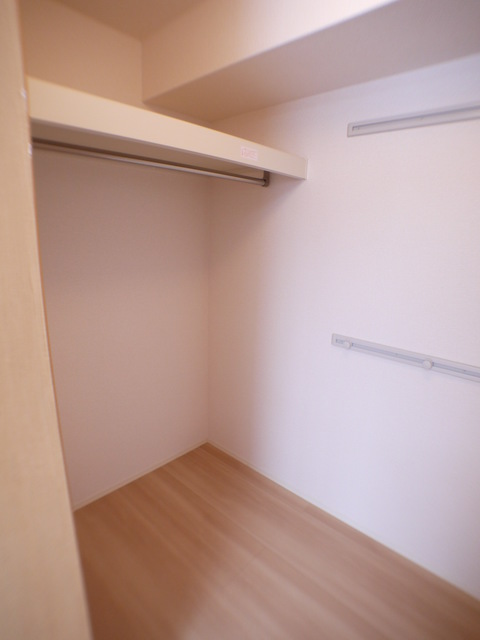 収納　ウォークインクローゼット