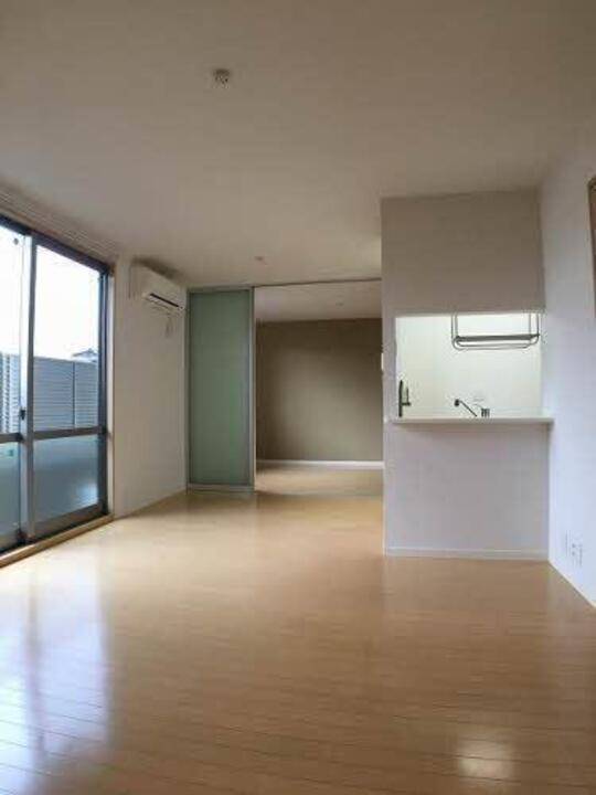 居室・リビング　リビング