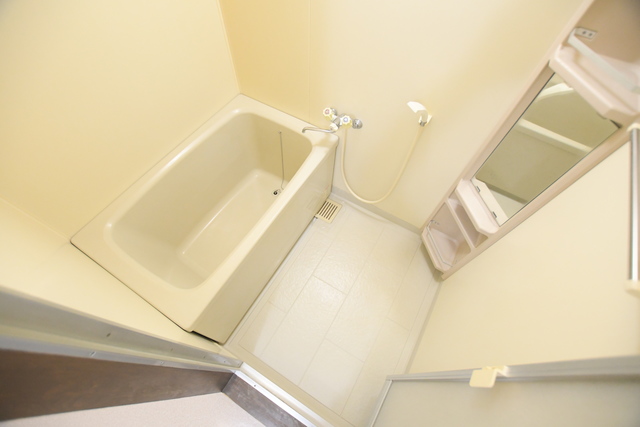バス・シャワールーム　浴室